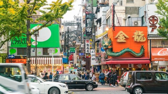 Japan’s consumer sentiment declines, casting doubt on central bank rate hike