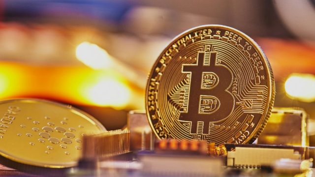 LATAM crypto update: Avalanche launches Visa card, Tether moves to El Salvador